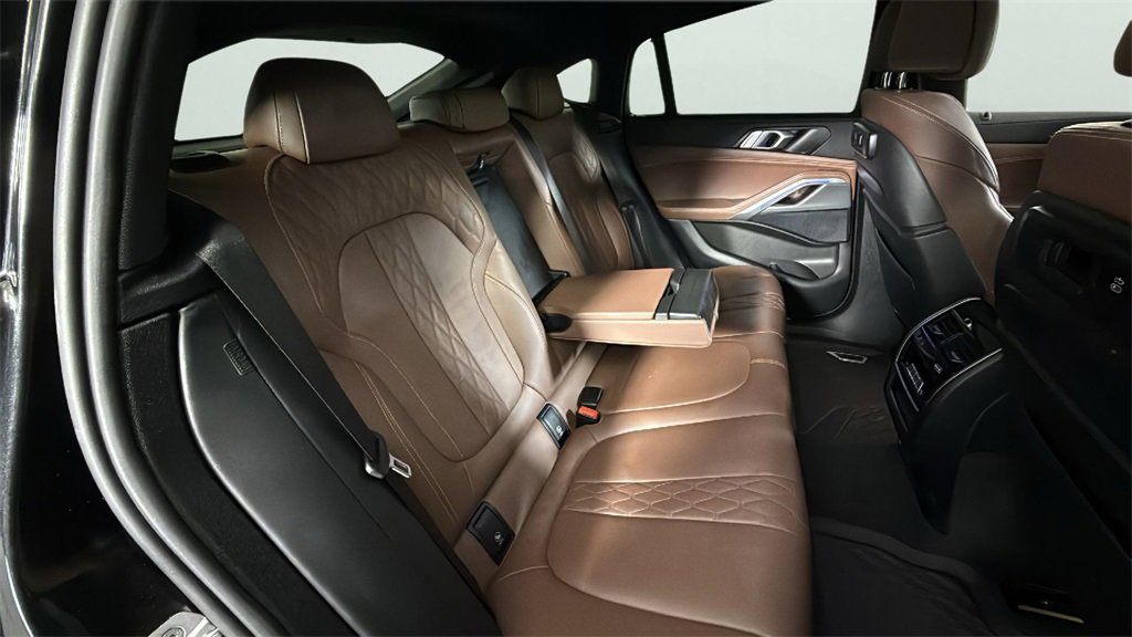 Used 2022 BMW X6 xDrive40i w/ Executive Package image 47