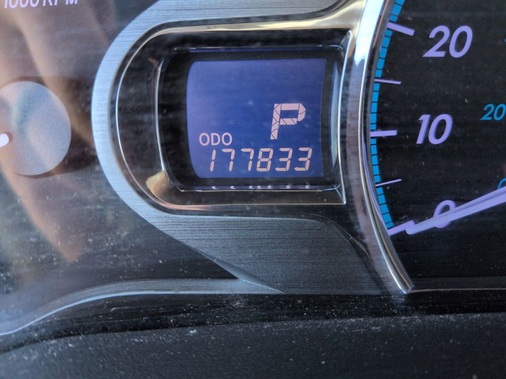 Used 2013 Toyota Sienna XLE image 16