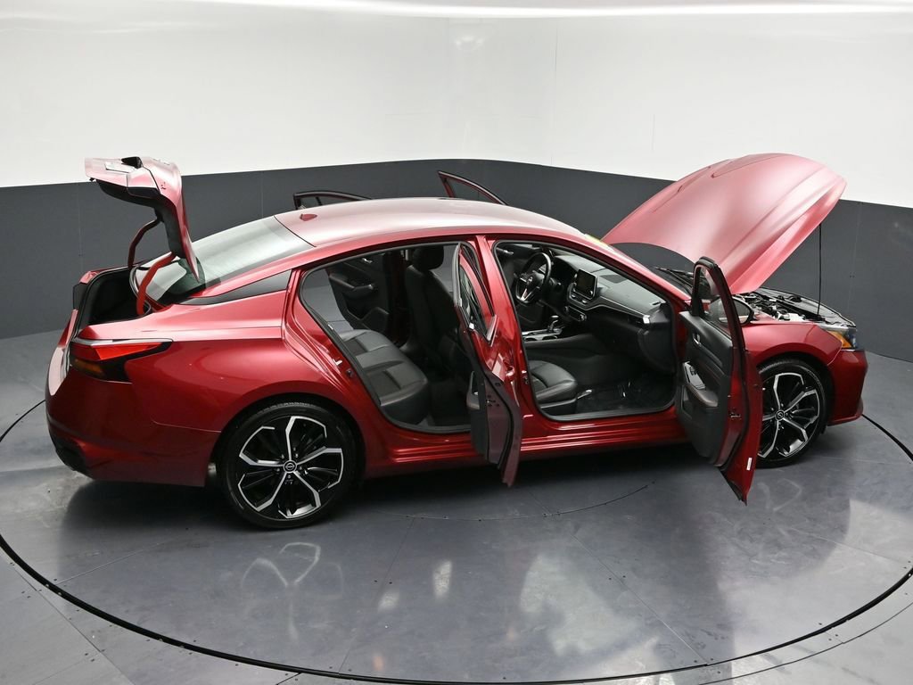 Used 2023 Nissan Altima 2.5 SR image 30