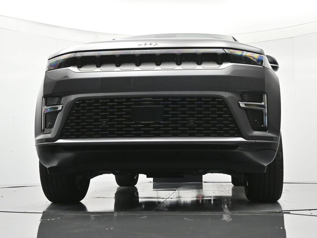 New 2026 Jeep Grand Wagoneer 4WD image 38