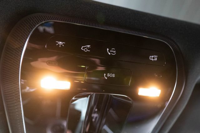 Certified 2025 Mercedes-Benz GLC 300 4MATIC image 29