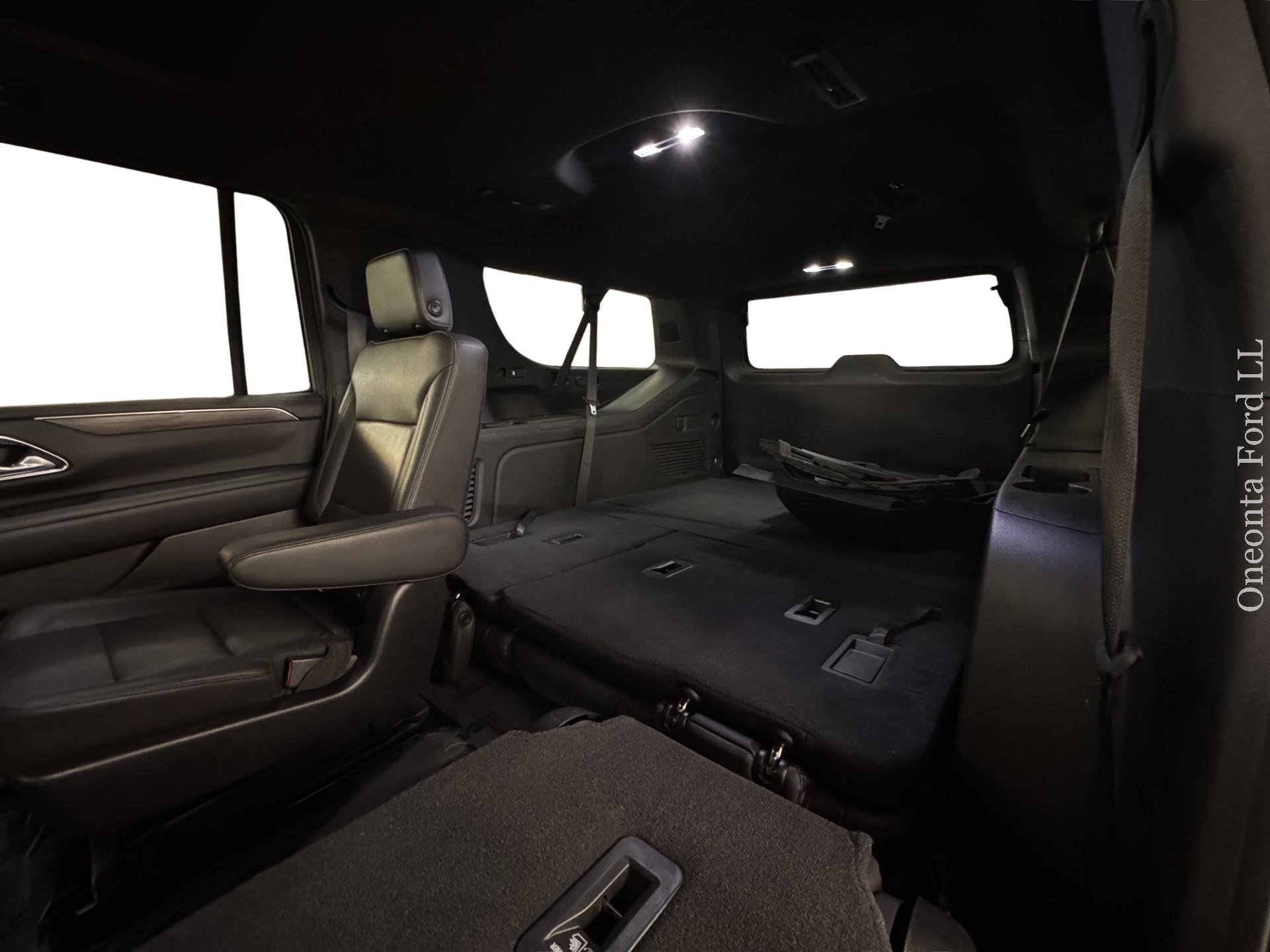 Used 2021 Chevrolet Suburban Z71 AWD/4WD image 13