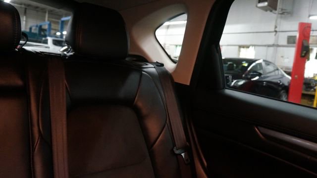 Used 2019 MAZDA CX-5 Touring image 59