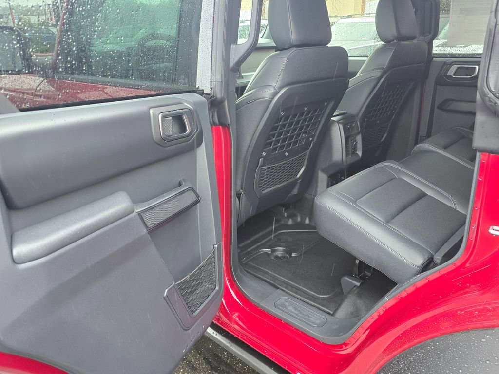 New 2026 Ford Bronco Badlands image 11