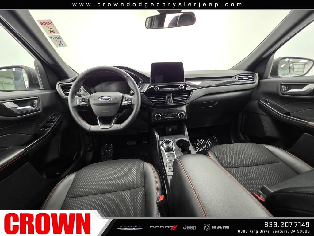 Used 2025 Ford Escape ST-Line image 16