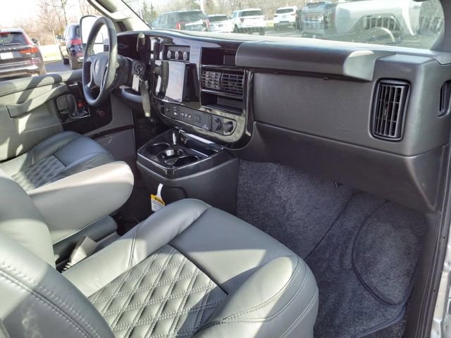 New 2025 GMC Savana 2500 Work Van w/ Driver Convenience Package image 16