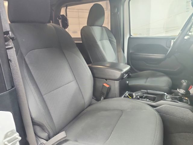 Used 2021 Jeep Wrangler Sport image 28