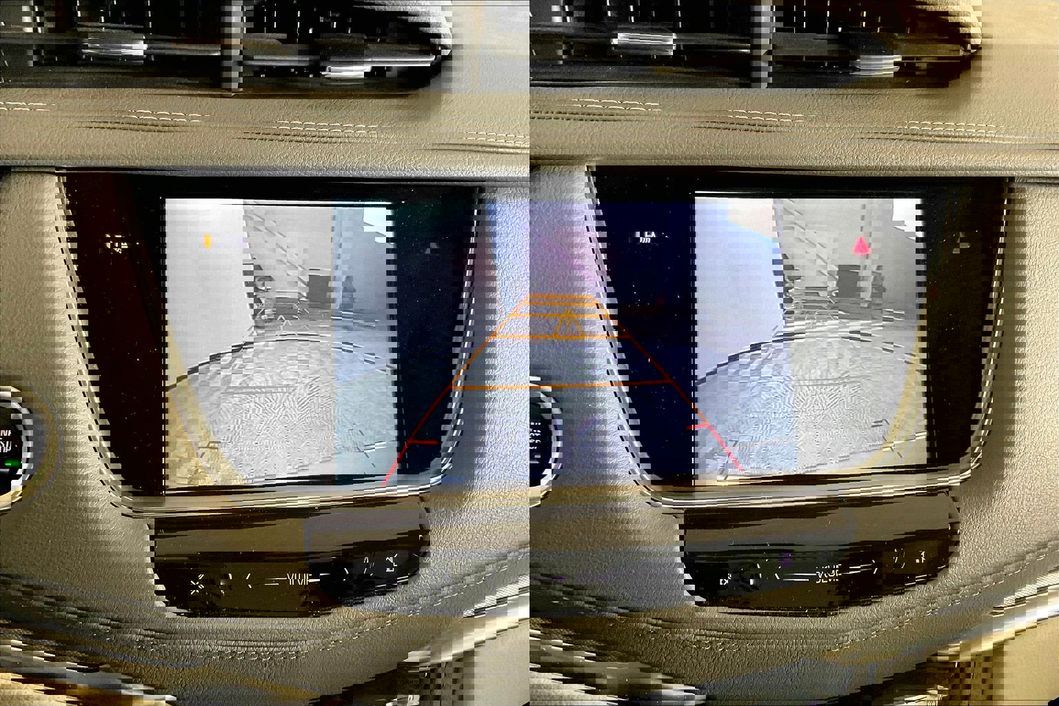 Used 2017 Cadillac XT5 Premium Luxury image 21