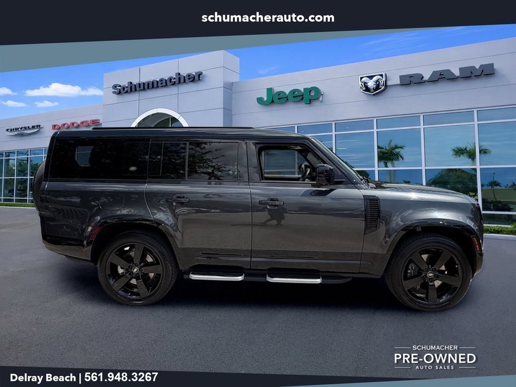 Used 2023 Land Rover Defender 130 X-Dynamic SE AWD/4WD image 8