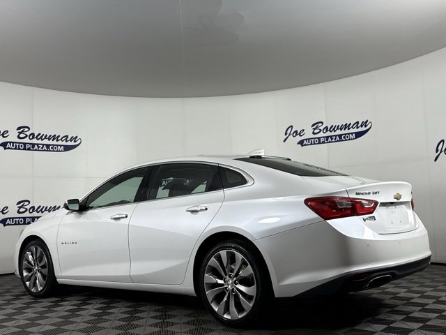 Used 2018 Chevrolet Malibu Premier w/ Premier Sun and Wheel Package image 10