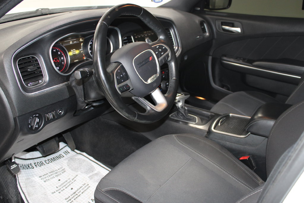Used 2016 Dodge Charger R/T RWD image 16