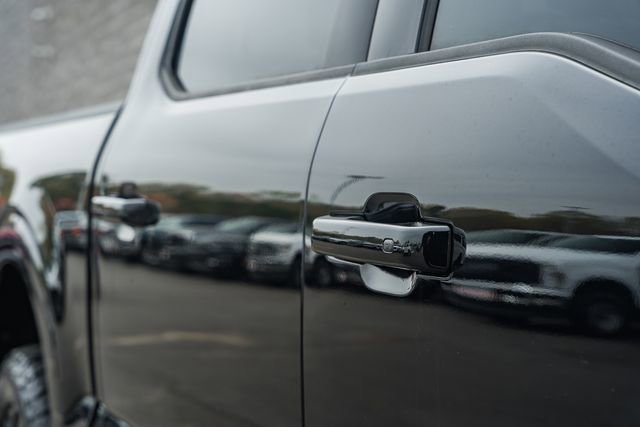 Used 2023 Ford F150 Lariat w/ Equipment Group 502A High image 22