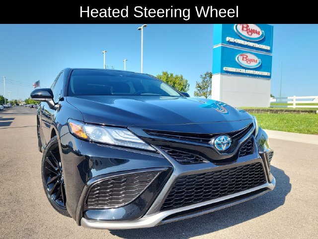 Used 2024 Toyota Camry XSE w/ Cold Weather Package FWD image 15