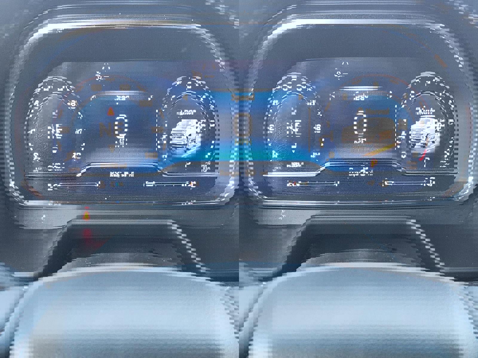 Used 2023 Chevrolet Suburban Premier image 11