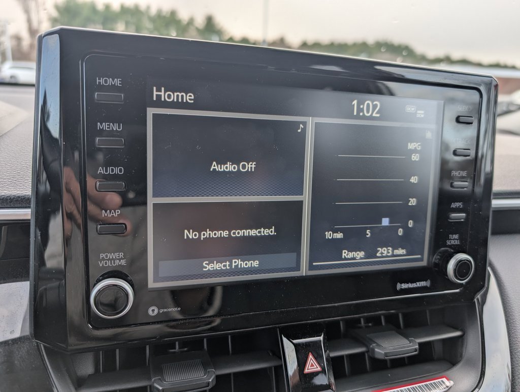 Used 2022 Toyota Corolla Cross LE image 22