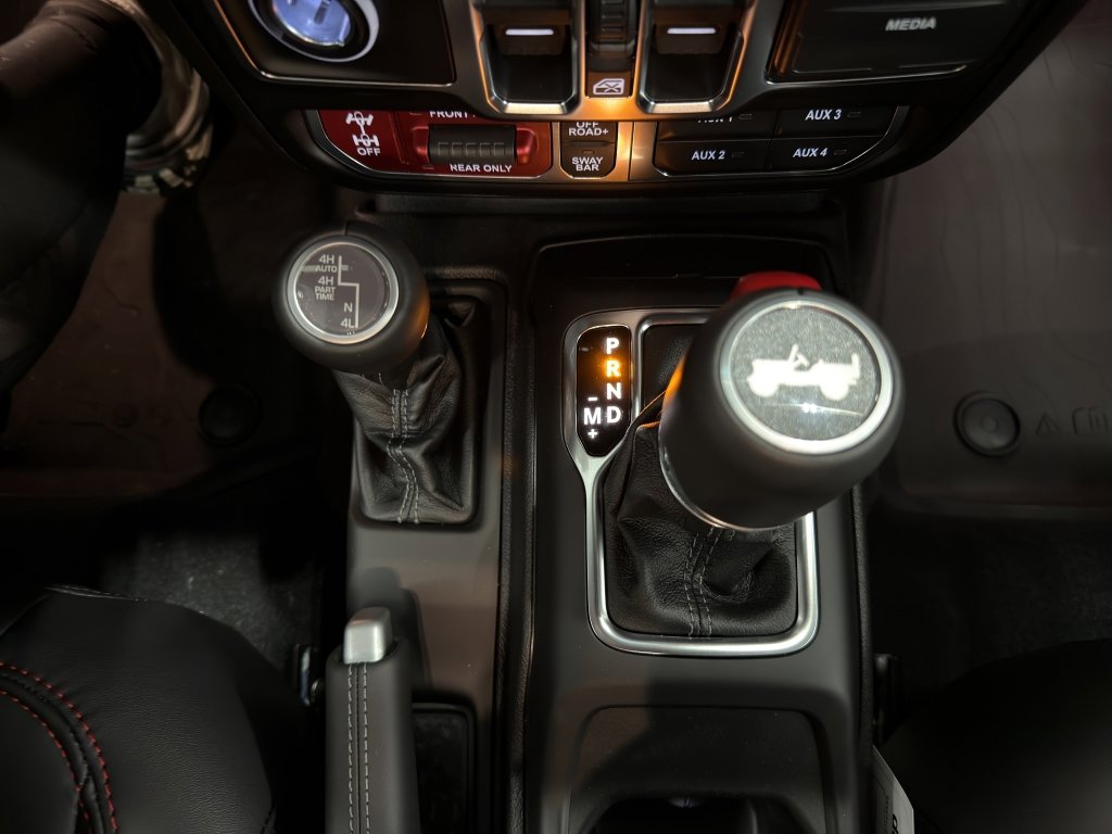 New 2026 Jeep Wrangler Unlimited Rubicon 392 w/ Quick Order Package 27X Moab image 36