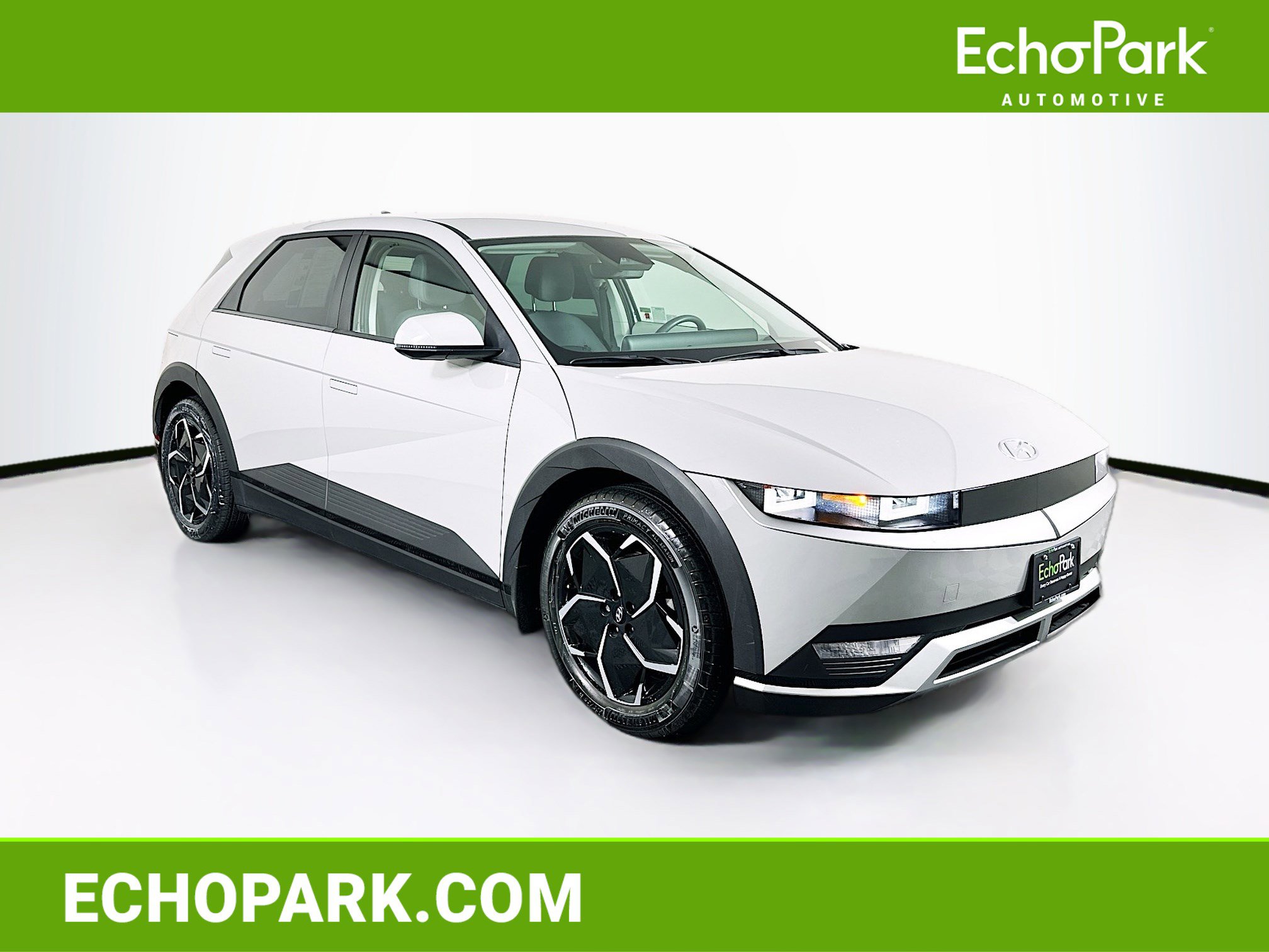 Used 2024 Hyundai Ioniq 5 SE image 1