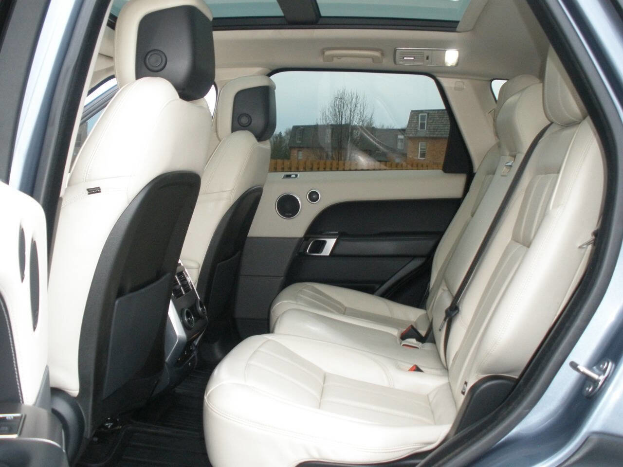 Used 2020 Land Rover Range Rover Sport HSE AWD/4WD image 29