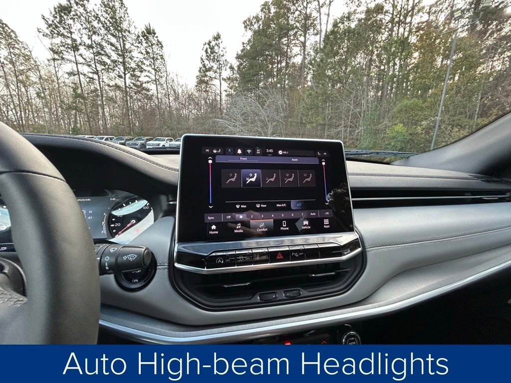 Used 2024 Jeep Compass Limited image 35