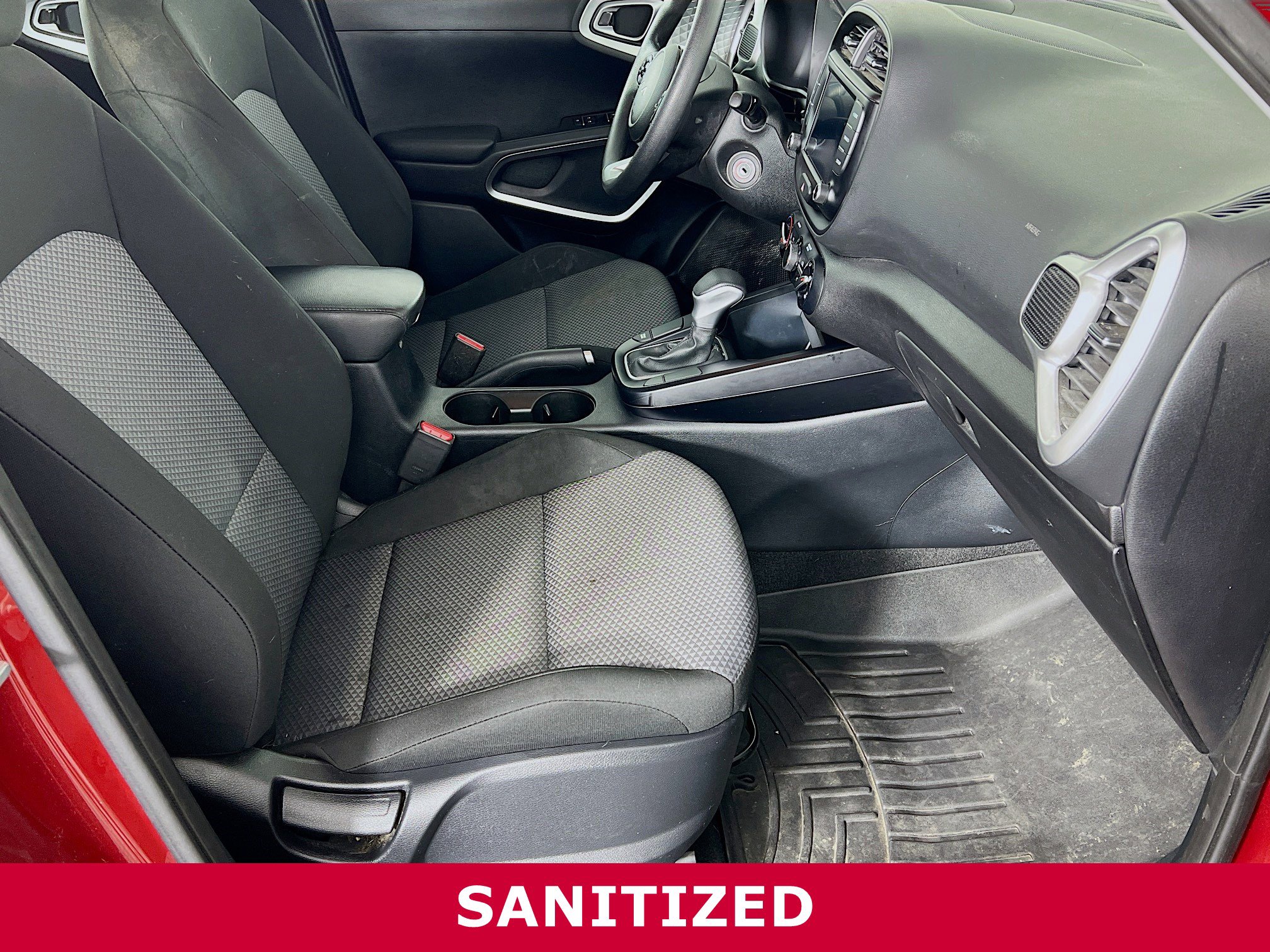 Used 2022 Kia Soul LX image 20