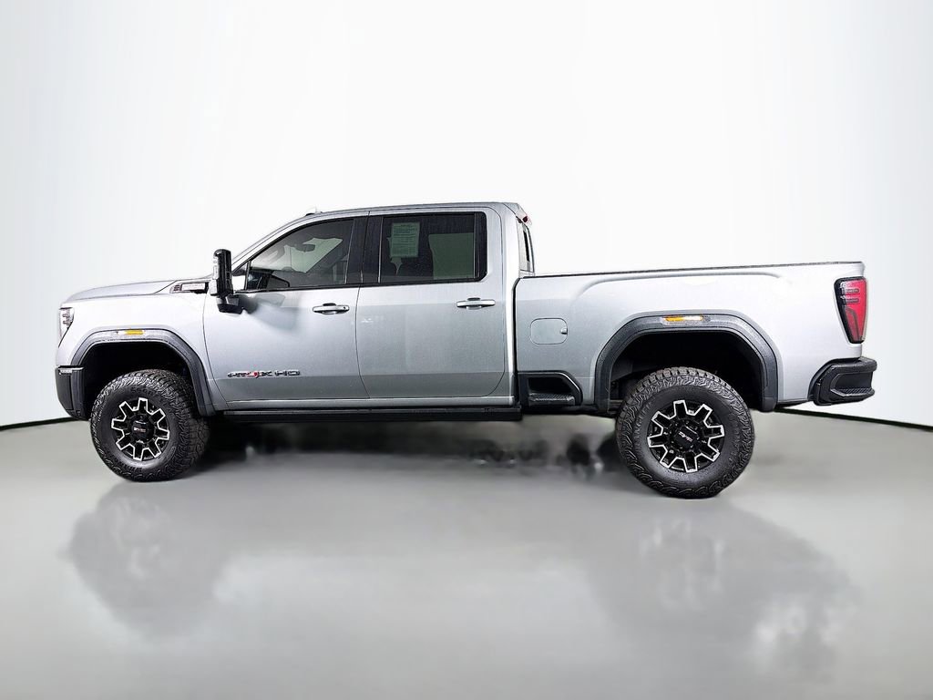 Used 2025 GMC Sierra 2500 AT4X image 5