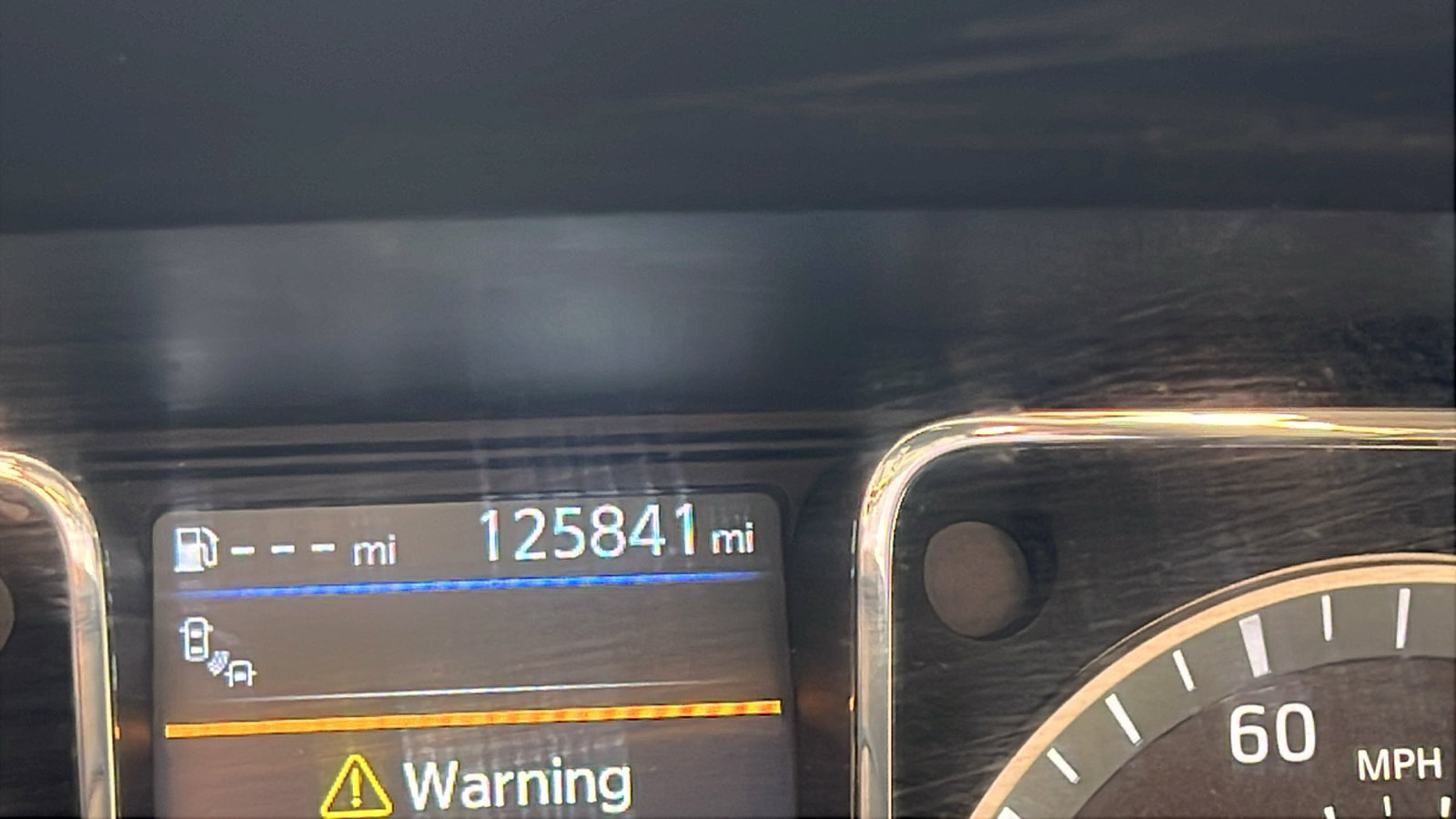 Used 2019 Nissan Titan PRO-4X w/ Pro-4x Convenience Package image 31