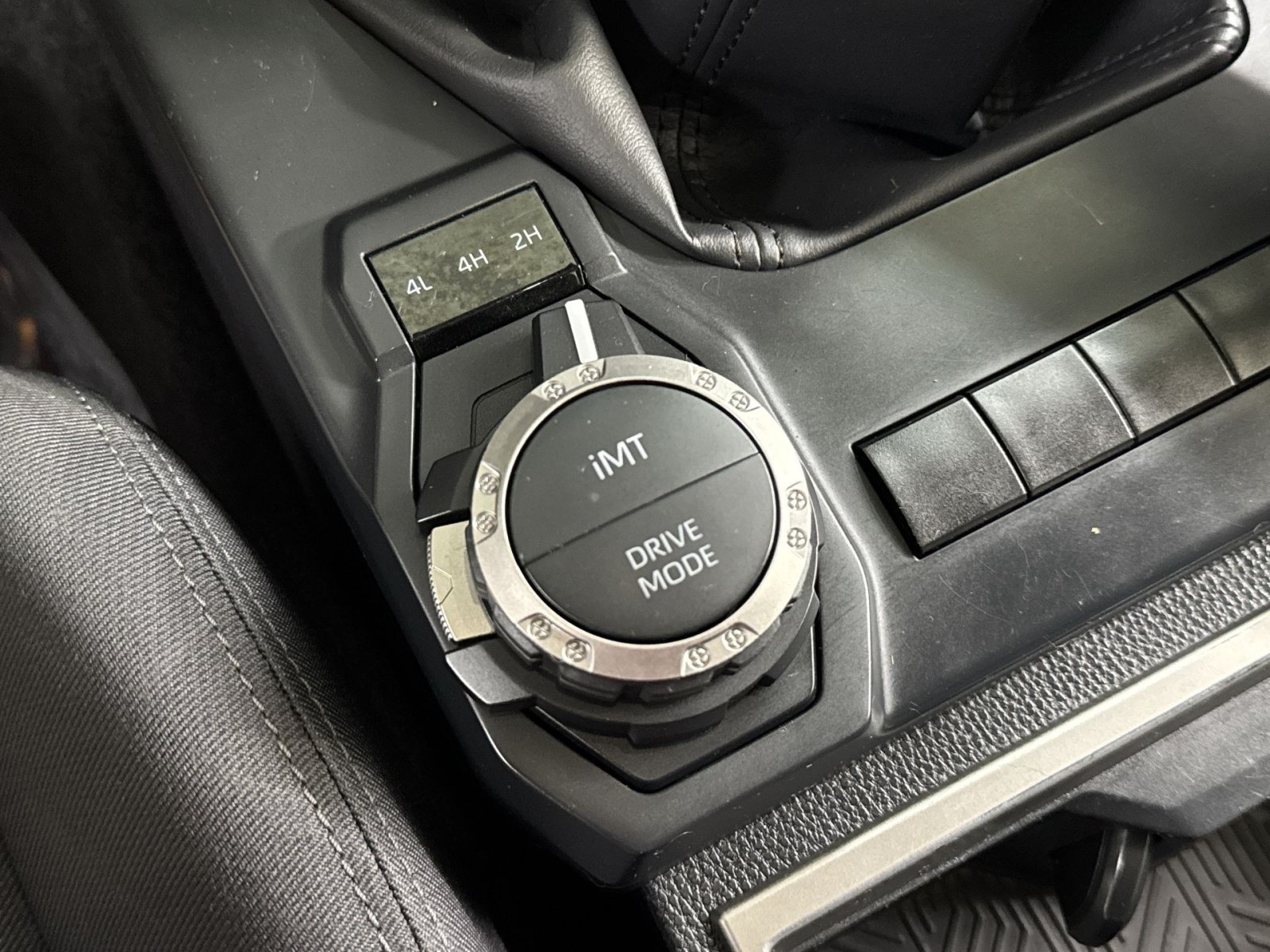 Used 2024 Toyota Tacoma SR AWD/4WD image 43