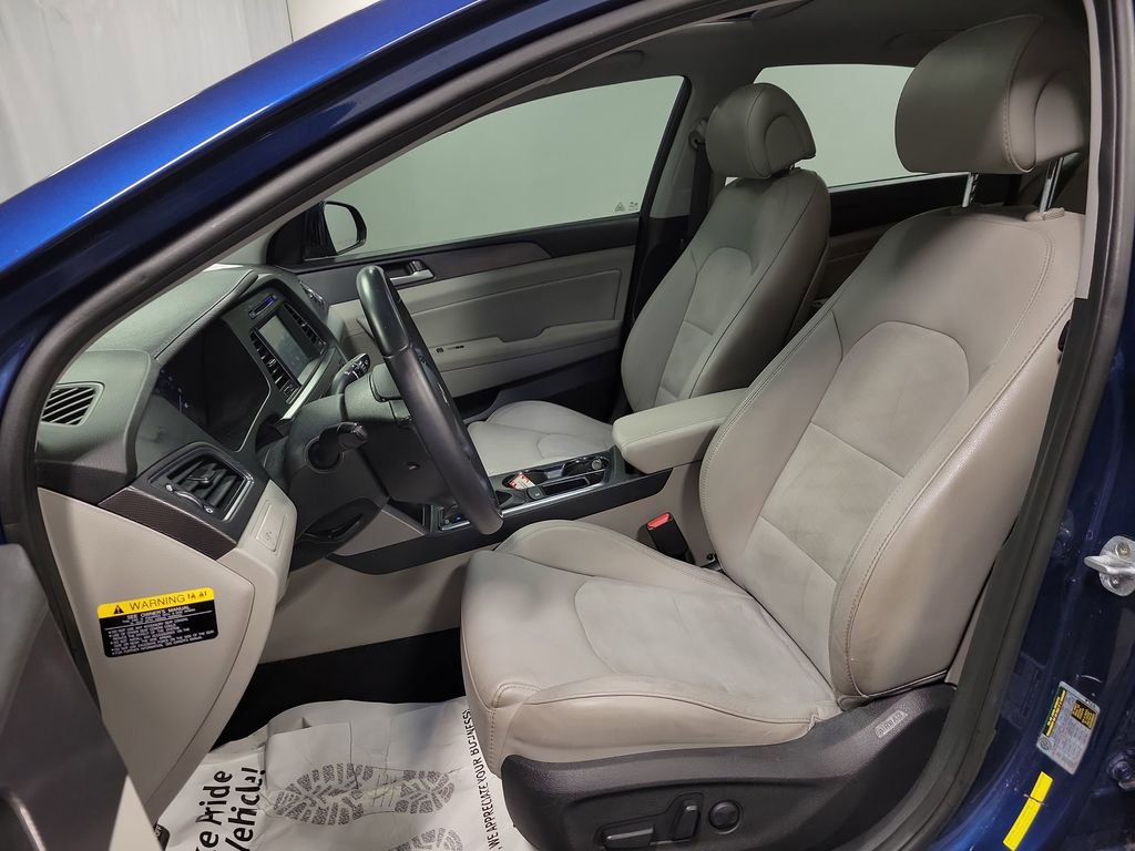 Used 2017 Hyundai Sonata Sport w/ Value Edition Package 02 image 14