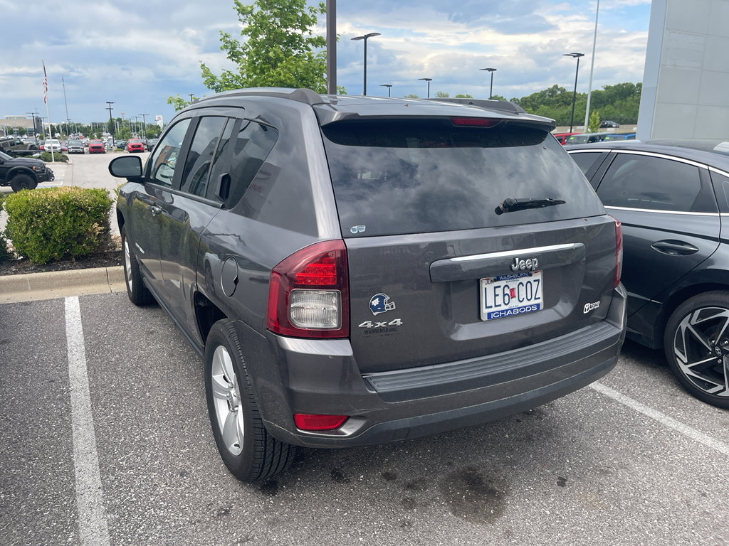 Used 2015 Jeep Compass Sport w/ Power Value Group AWD/4WD image 3