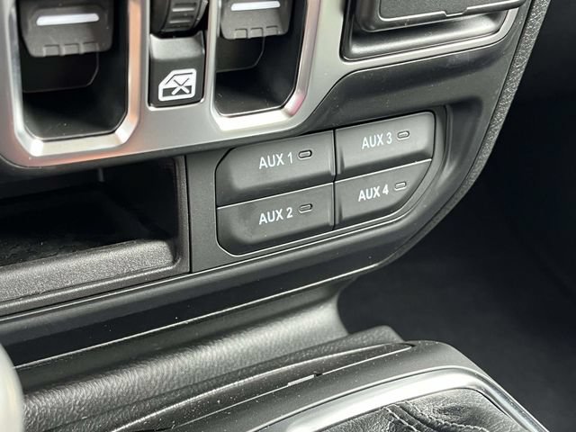 New 2026 Jeep Gladiator Sport AWD/4WD image 23