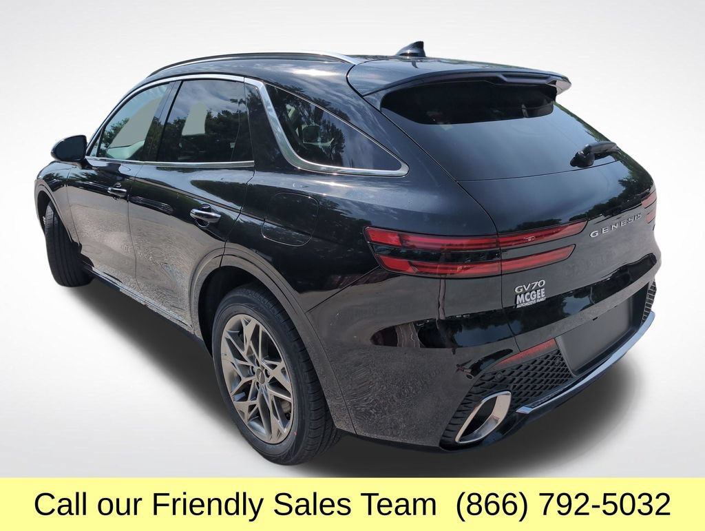 Used 2025 Genesis GV70 2.5T AWD/4WD image 3