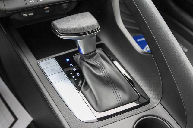 New 2026 Hyundai Elantra SE w/ Cargo Package image 13