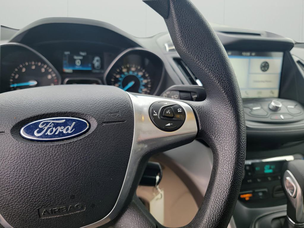 Used 2016 Ford Escape SE w/ Equipment Group 201A image 18