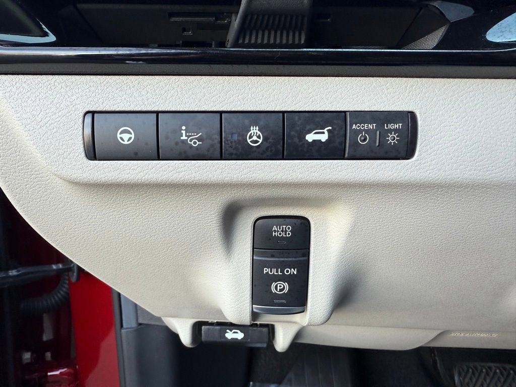 Used 2025 Nissan Murano Platinum image 24