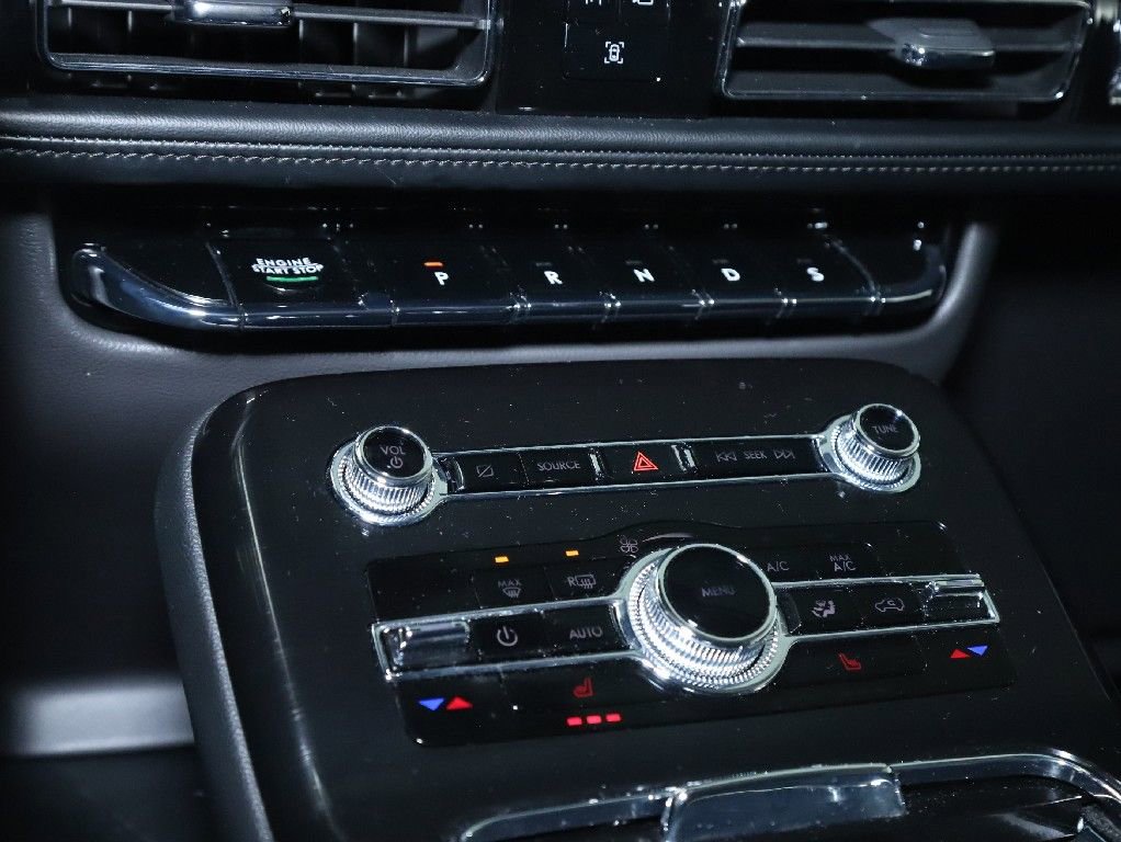Used 2023 Lincoln Nautilus AWD w/ Premium Package image 26