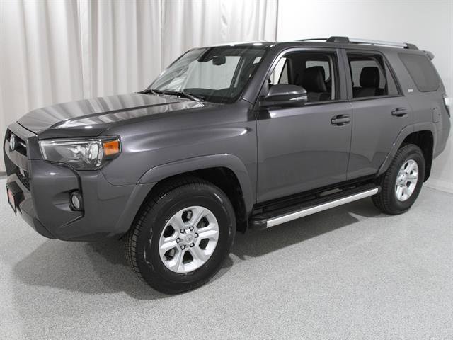 Used 2020 Toyota 4Runner SR5 Premium image 3