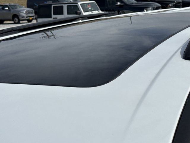 Used 2024 Chrysler Pacifica Pinnacle image 19