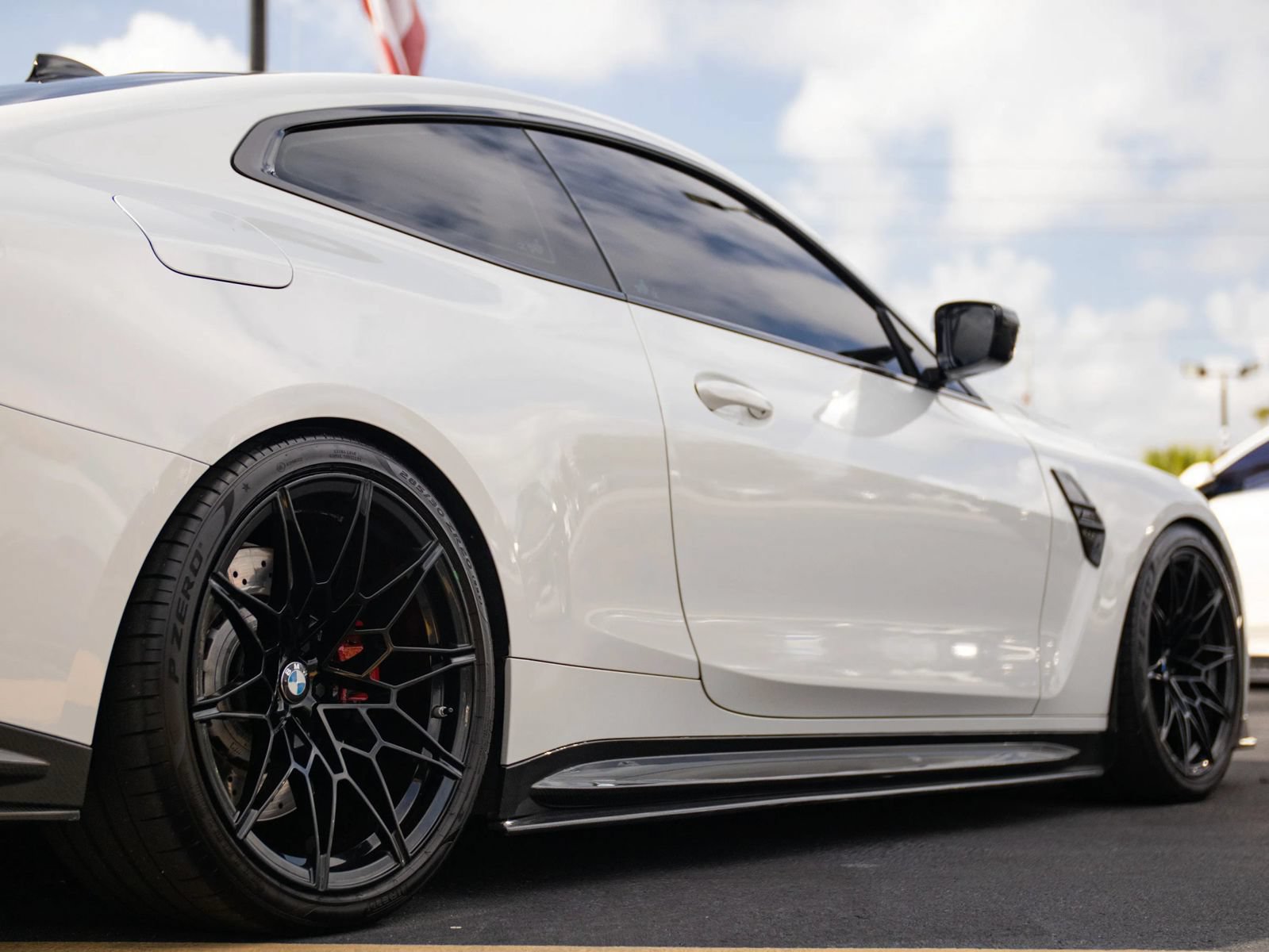 Used 2021 BMW M4 Competition w/ M Carbon Exterior Package RWD image 24