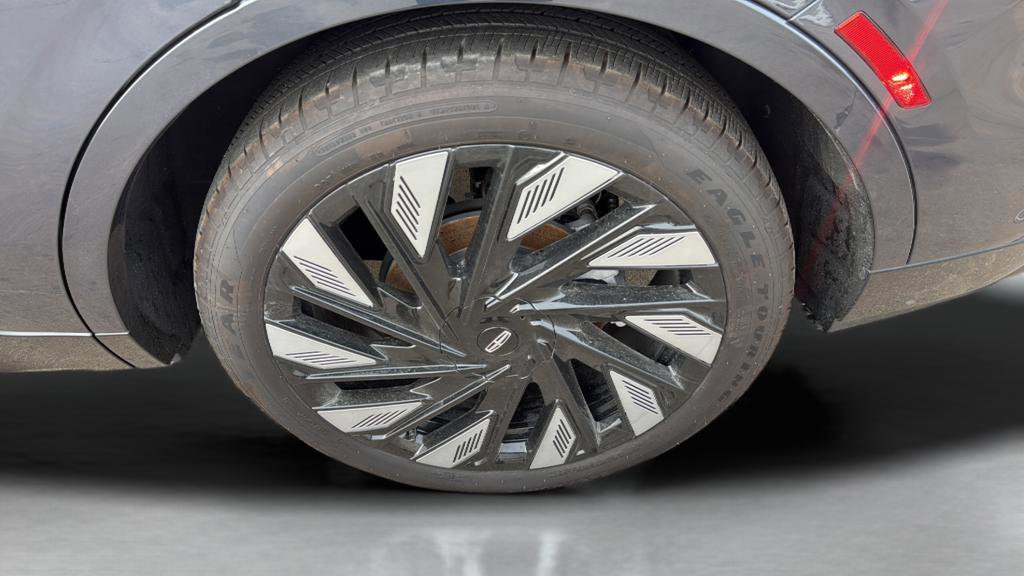 Used 2024 Lincoln Nautilus Reserve w/ Equipment Group 202A image 48