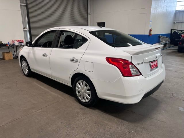 Used 2019 Nissan Versa SV FWD image 5