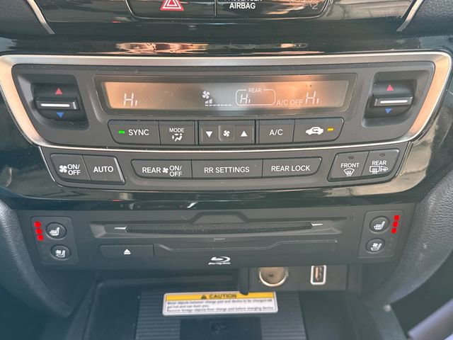 Used 2022 Honda Pilot Black Edition image 34