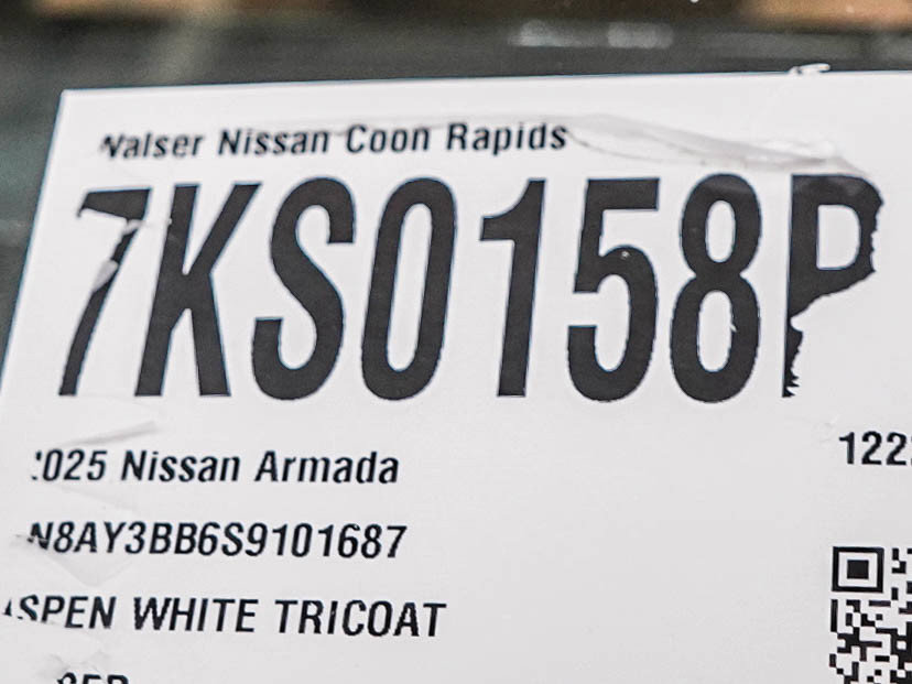 Used 2025 Nissan Armada SL w/ Captain's Chari Seat Package AWD/4WD image 32