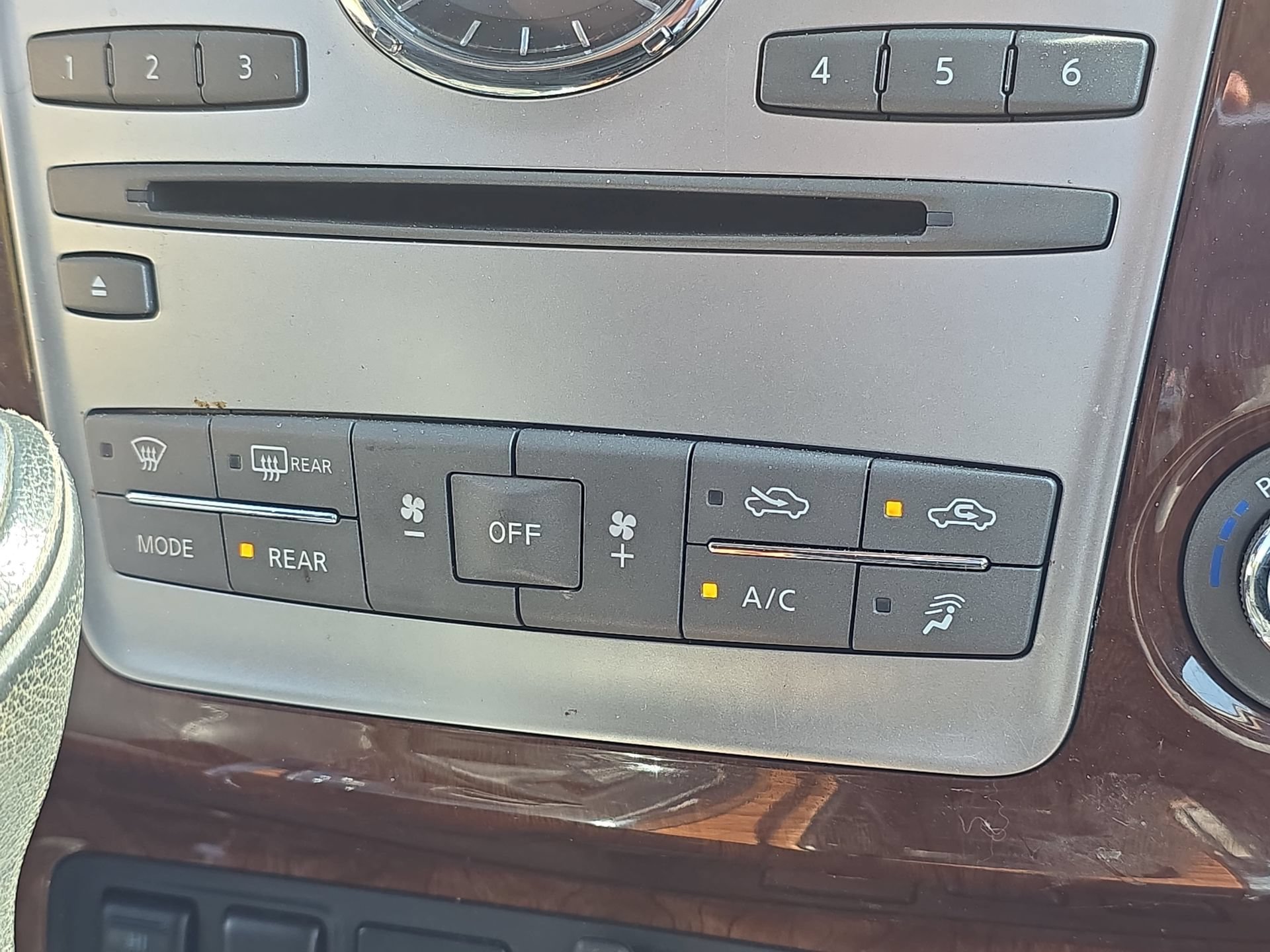 Certified 2019 INFINITI QX80 Luxe AWD/4WD image 24