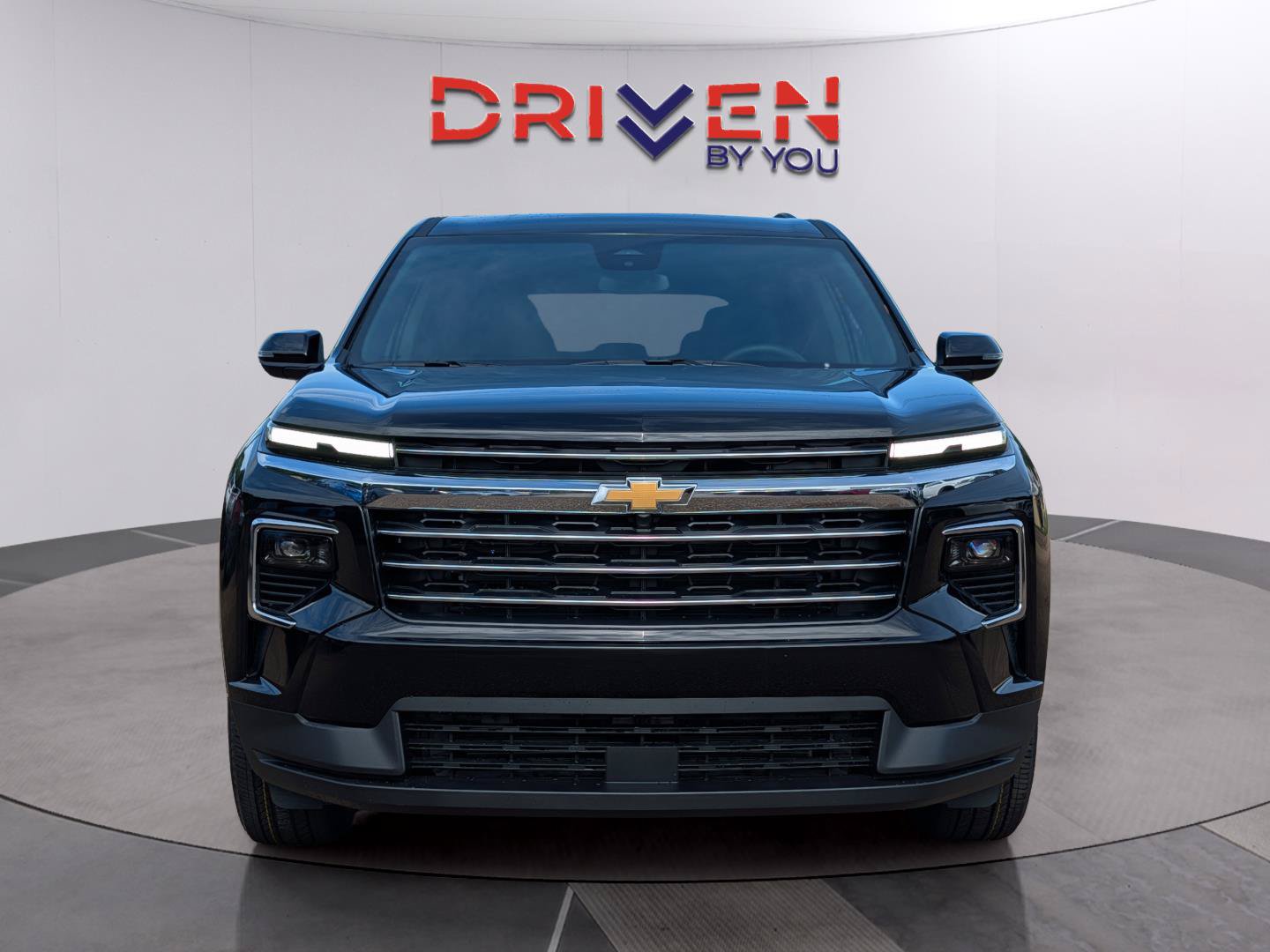 New 2026 Chevrolet Traverse LT w/ LPO, Floor Liner Package FWD image 8