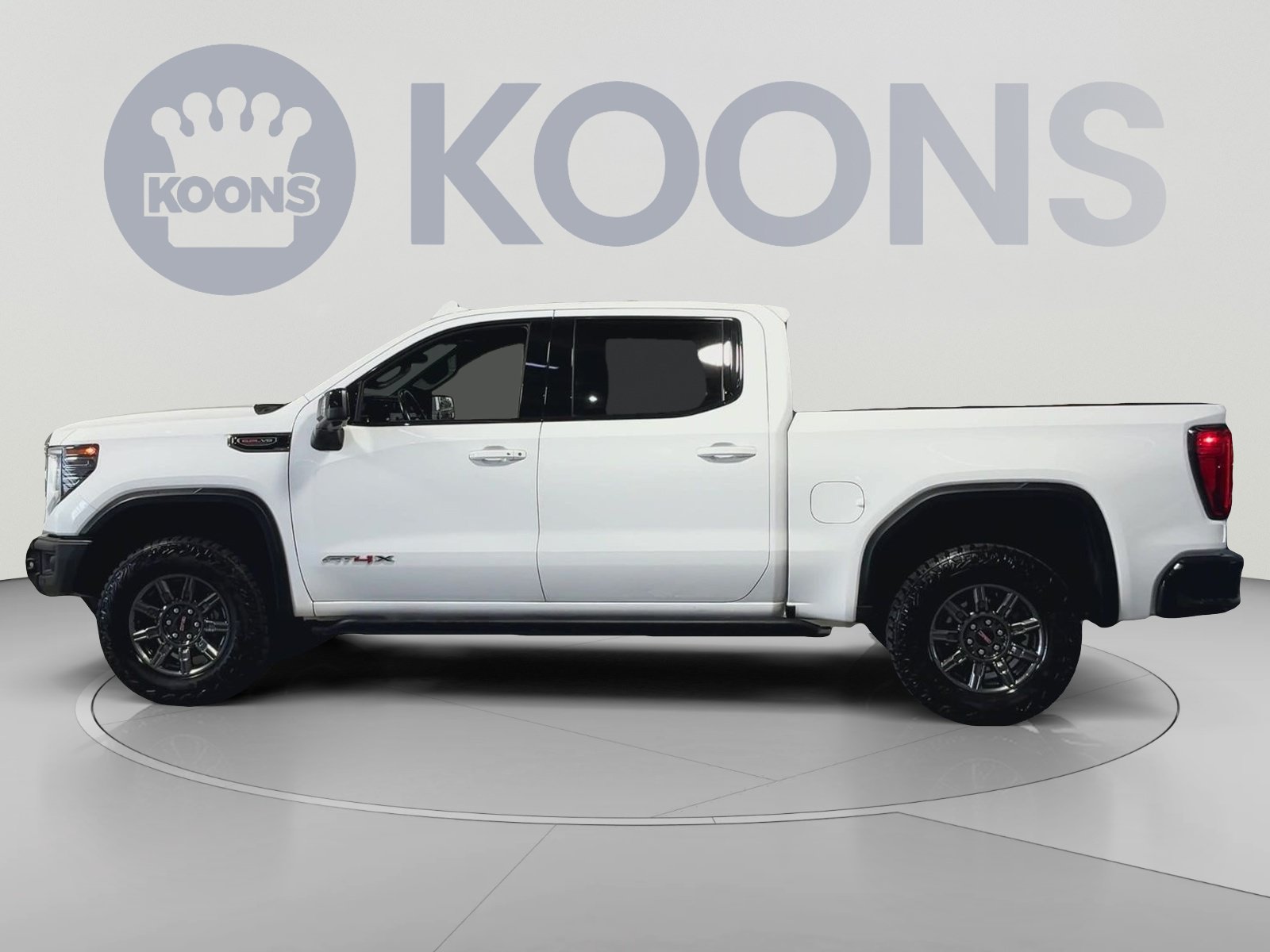 Used 2024 GMC Sierra 1500 AT4X AWD/4WD image 10