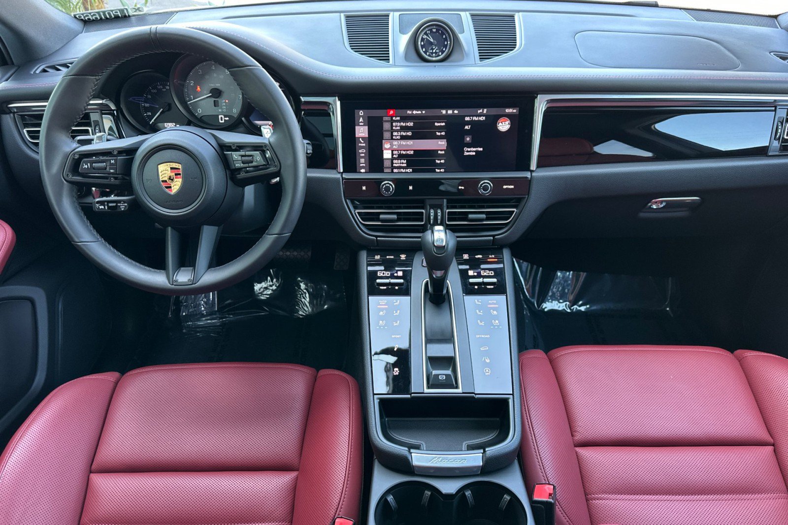 Used 2026 Porsche Macan S AWD/4WD image 6