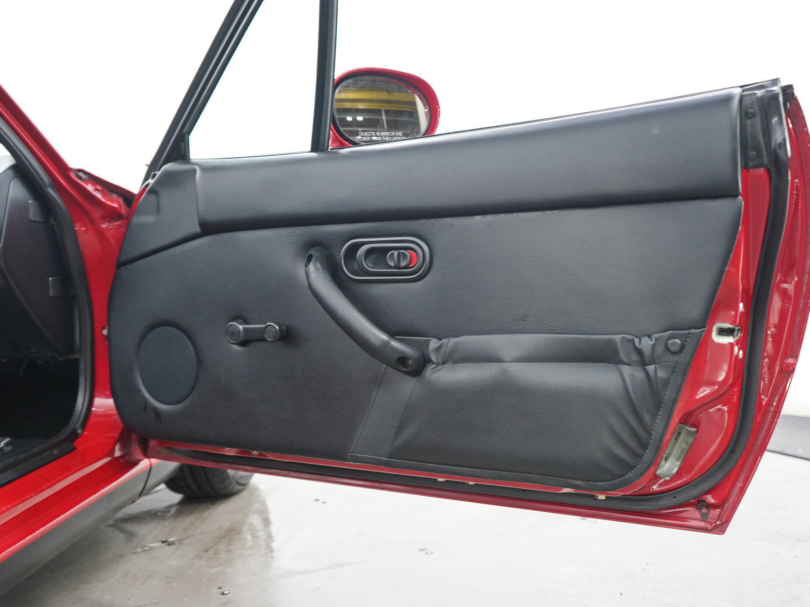 Used 1994 MAZDA MX-5 Miata RWD image 11