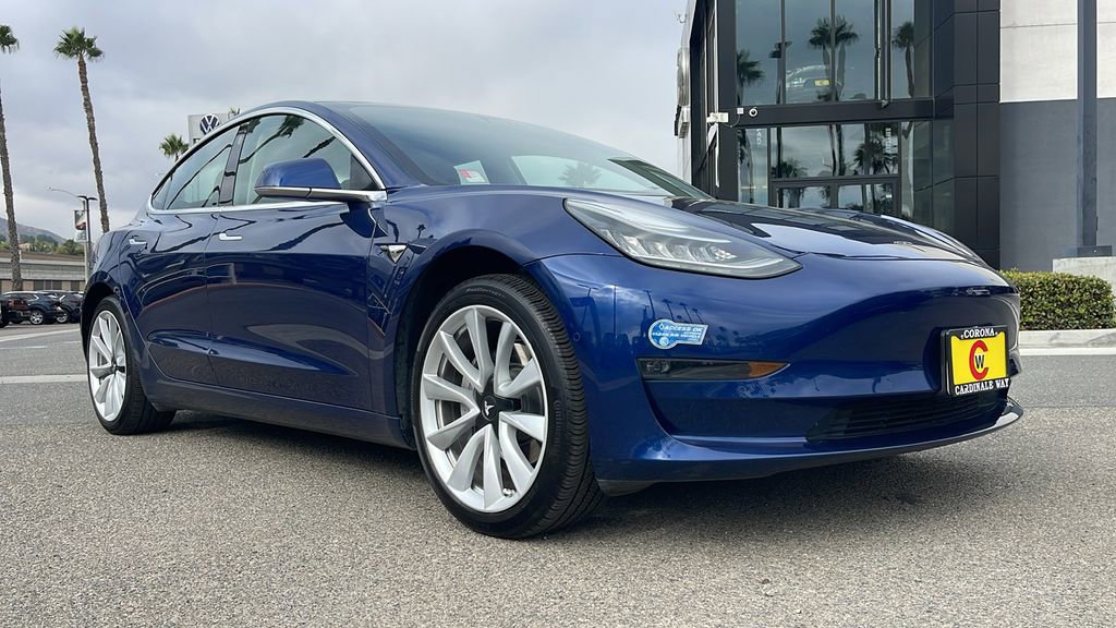 Used 2017 Tesla Model 3 Long Range image 5