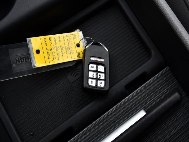 Used 2024 Honda Odyssey Elite image 15