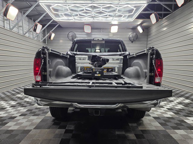 Used 2017 RAM 3500 Big Horn AWD/4WD image 11
